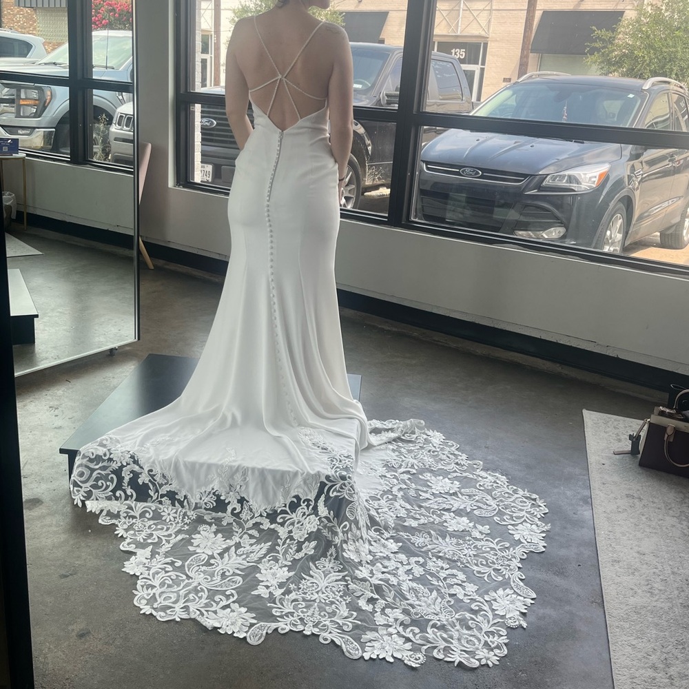 Never worn private label wedding dress